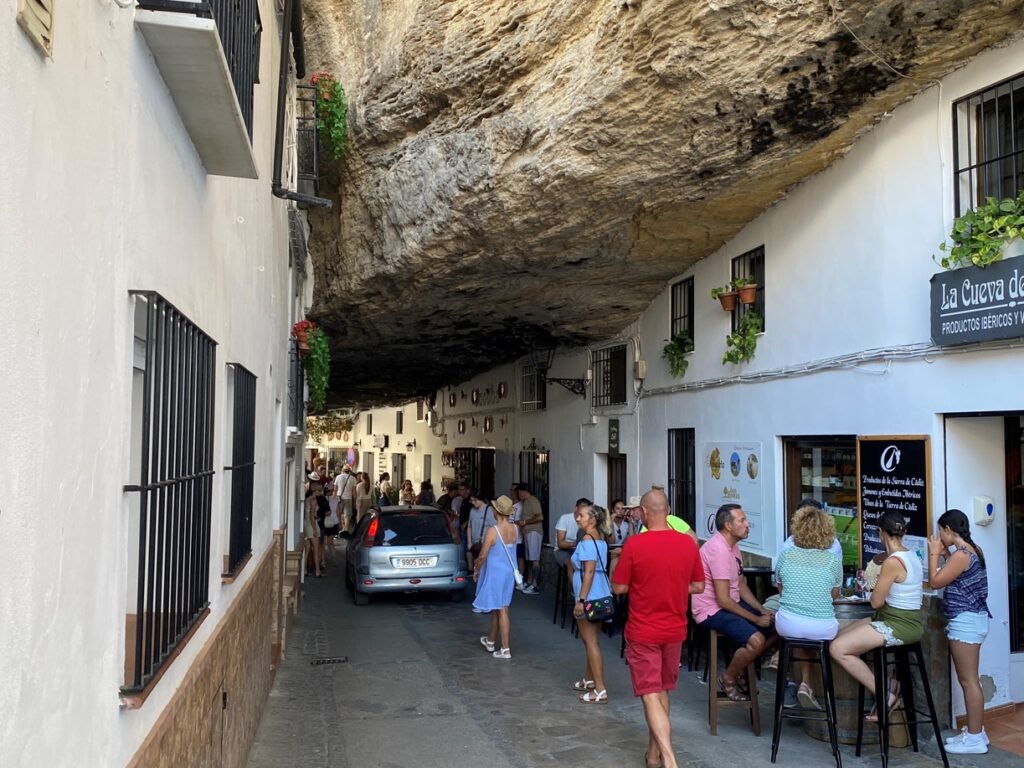 Setenil de las Bodegas