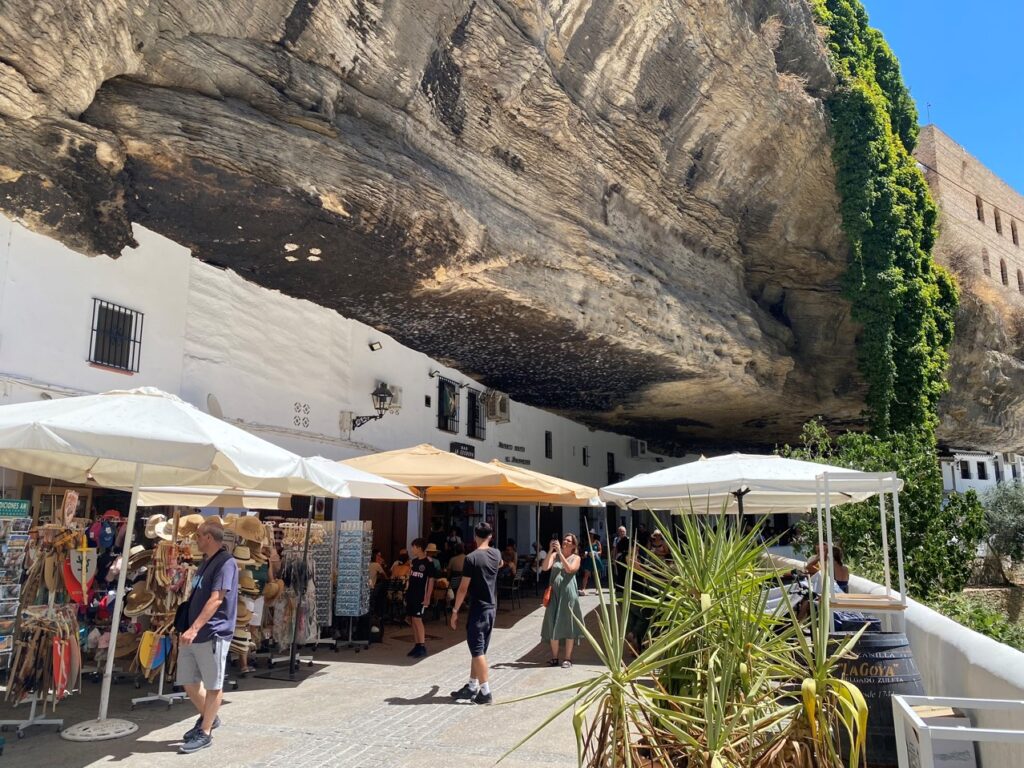 Setenil de las Bodegas